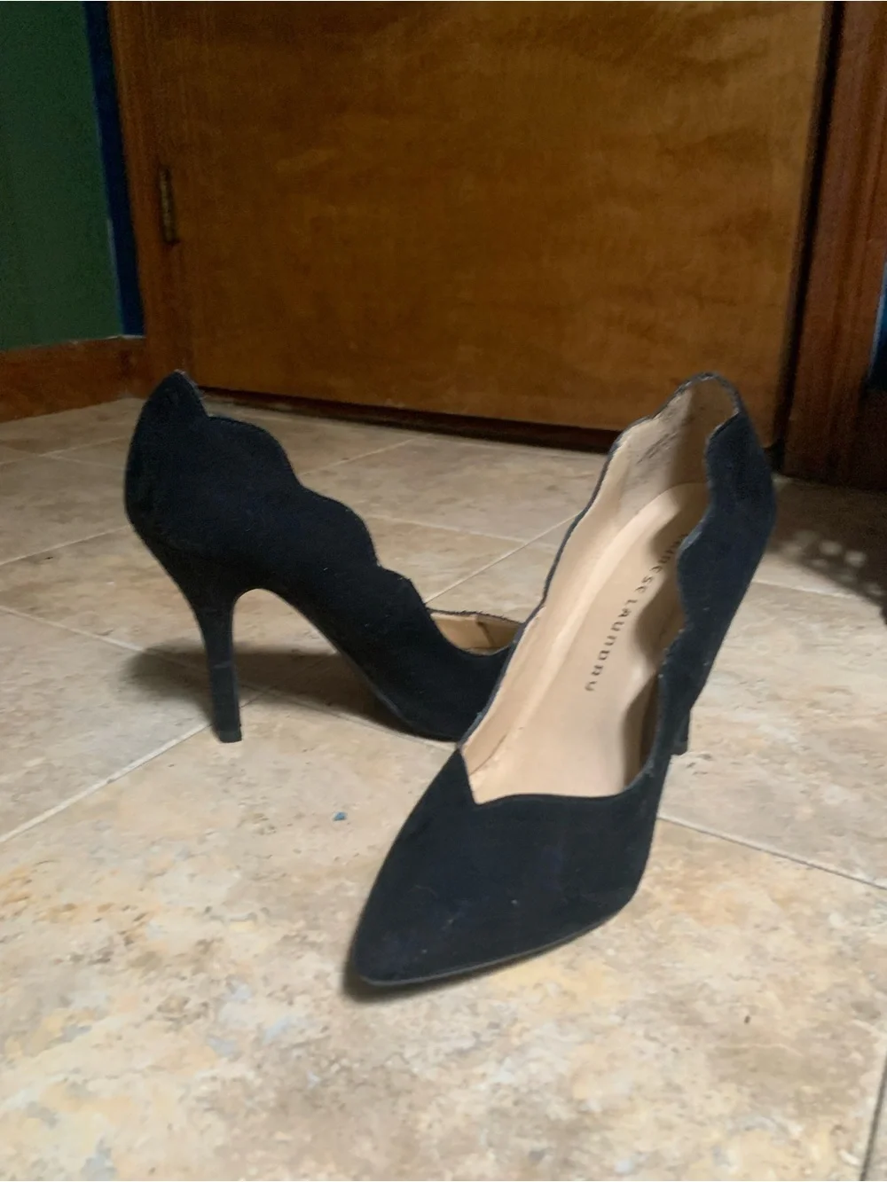 Black Scalloped Suede Pointed-Toe Pumps - Women's